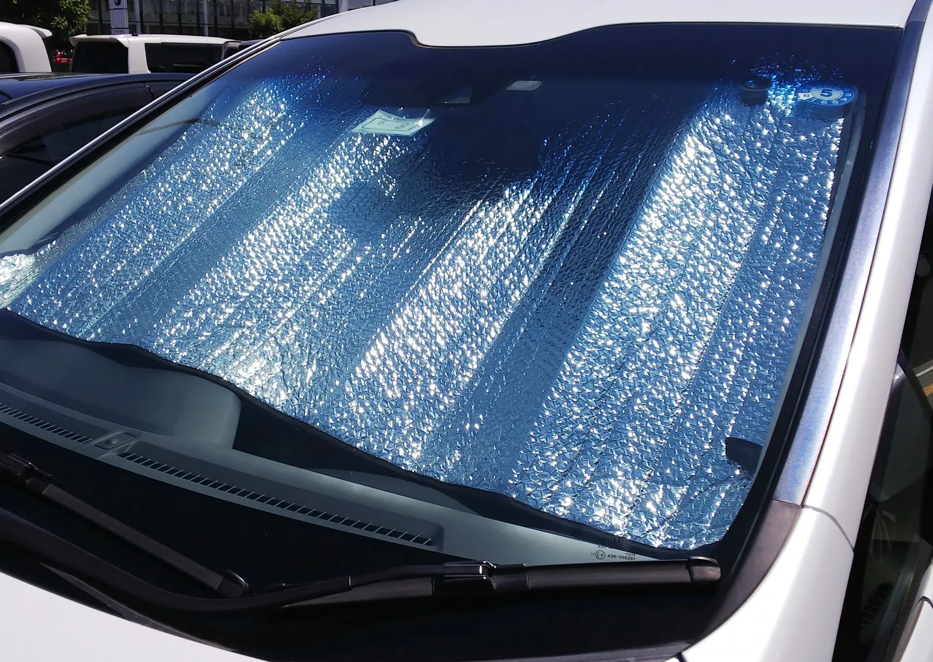 軽キャンパーの夏を快適に!車中泊で快眠するための必須対策5選