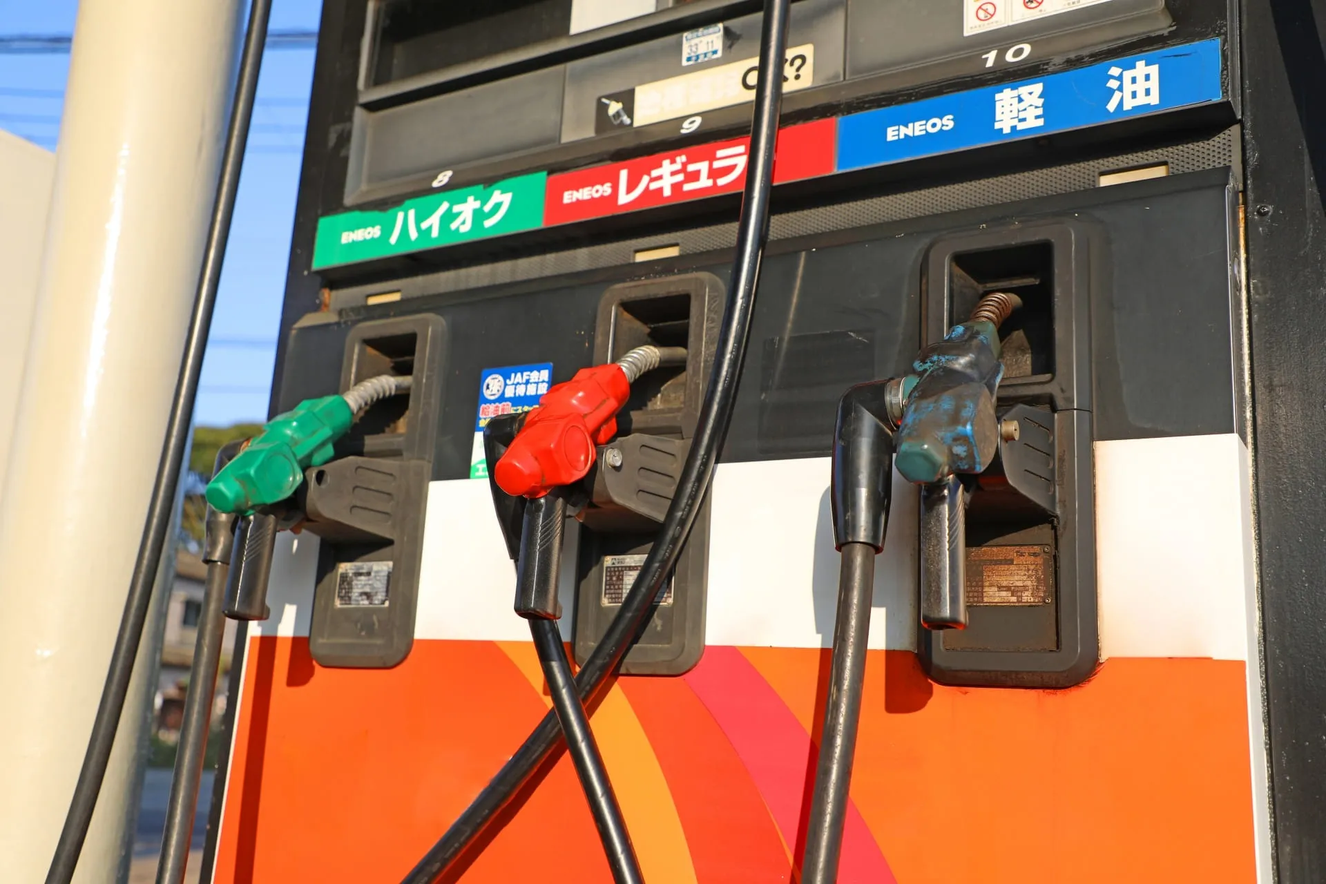 エブリイワゴンの給油口はどこ?開け方・位置と注意点をプロが解説